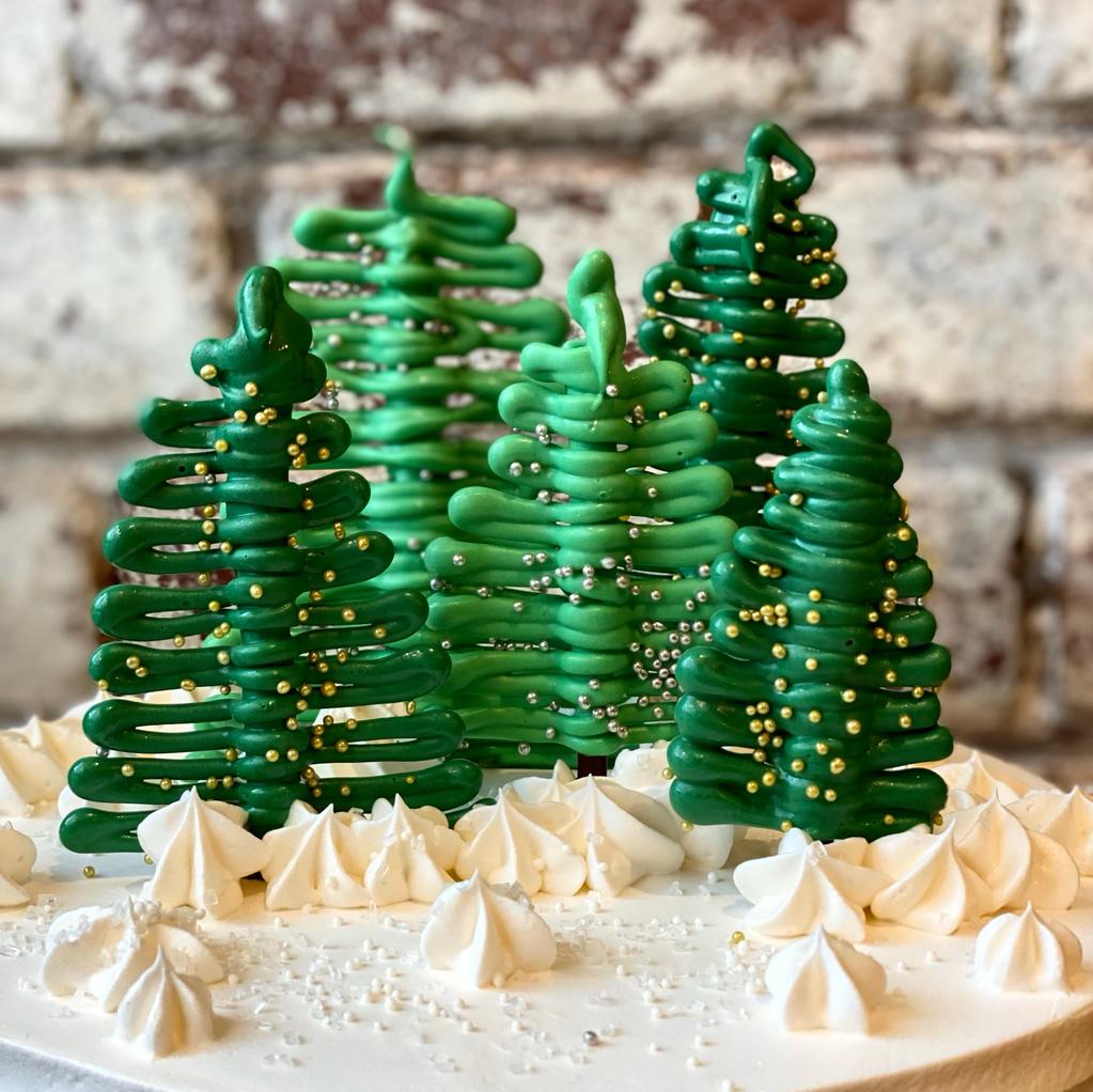 Winter Forest Christmas Cake