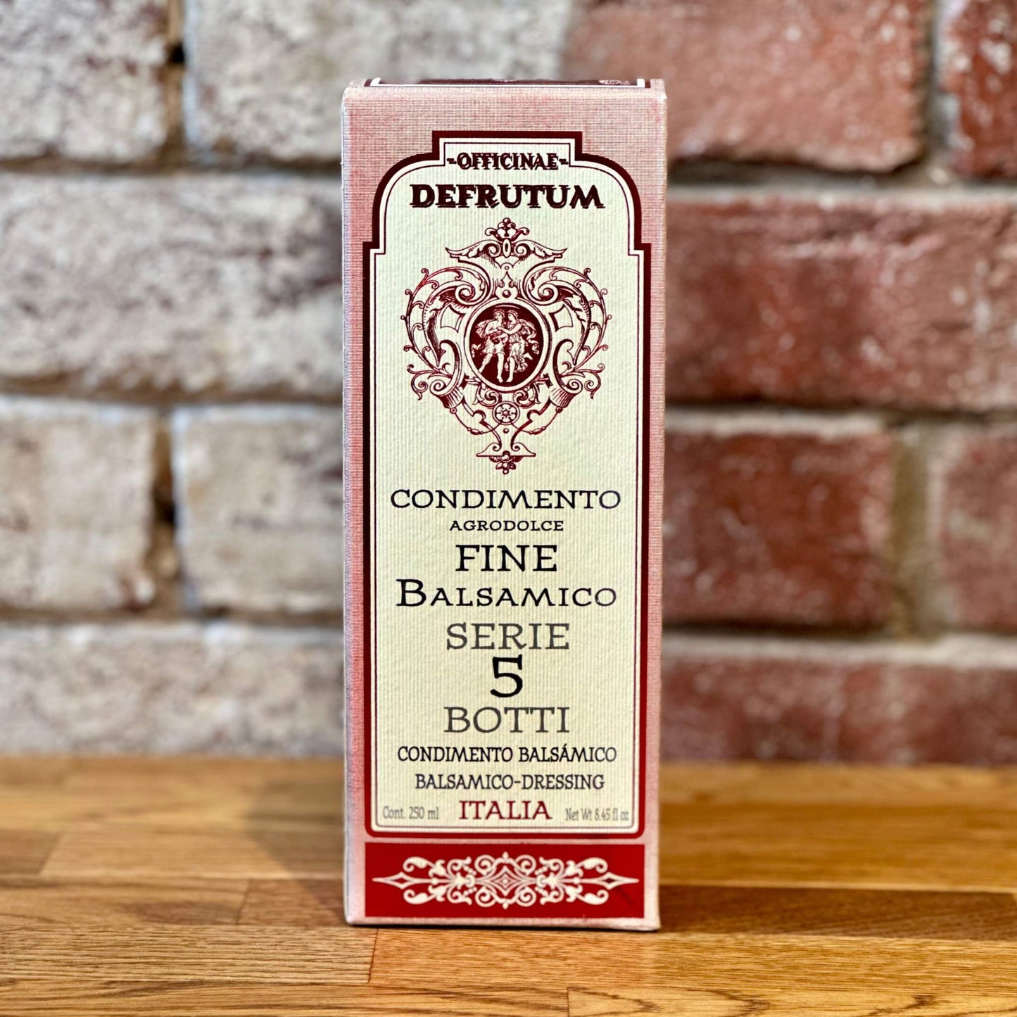 Balsamic Vinegar of Modena Fine "Series 5 crowns"-250 ml
