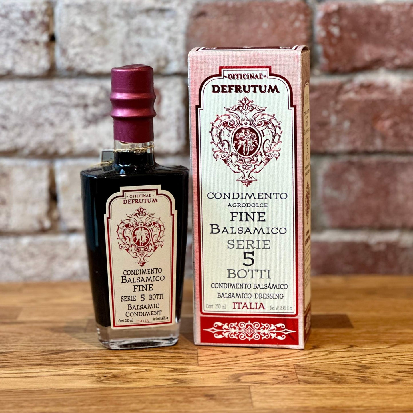 Balsamic Vinegar of Modena Fine "Series 5 crowns"-250 ml