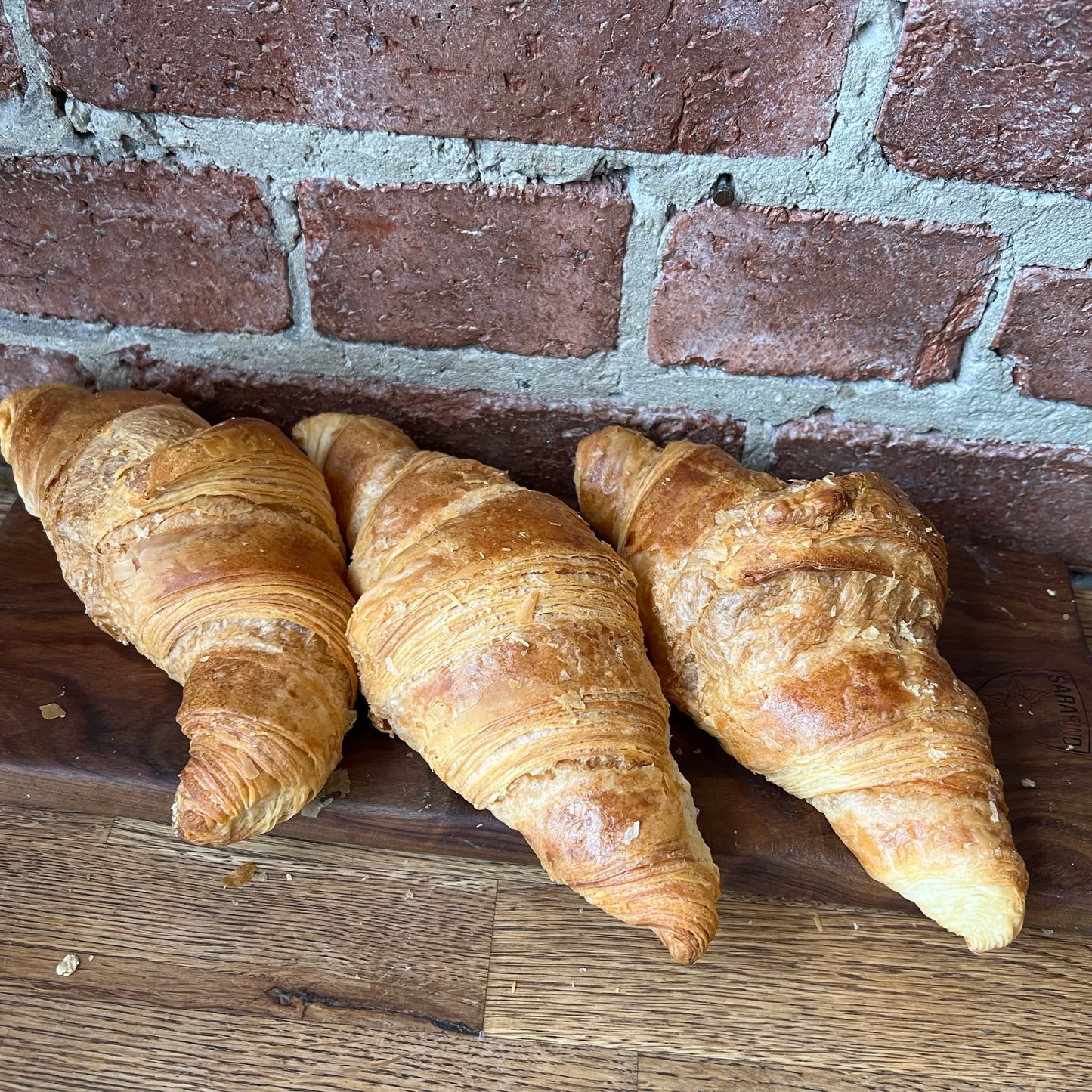 Plain croissant (cornetti)