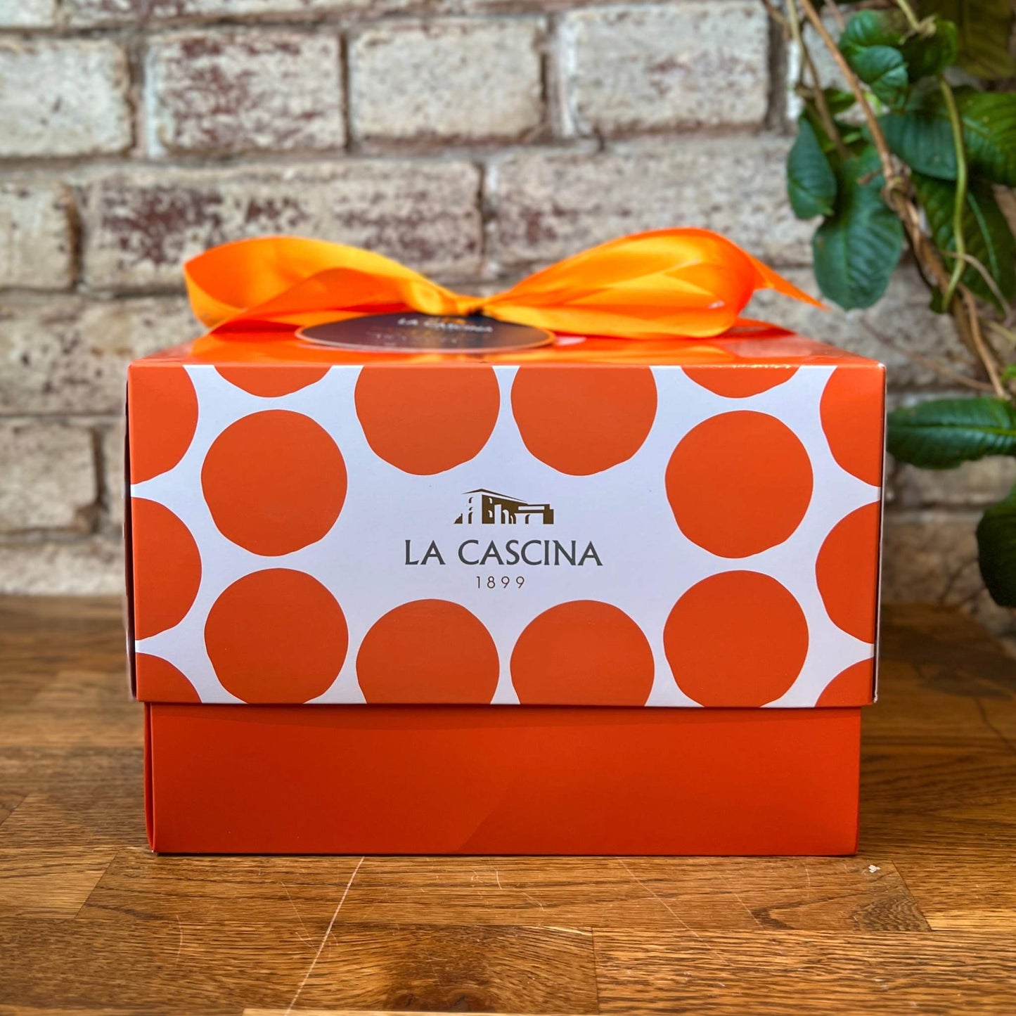La Cascina Panettone w/ Orange Cream