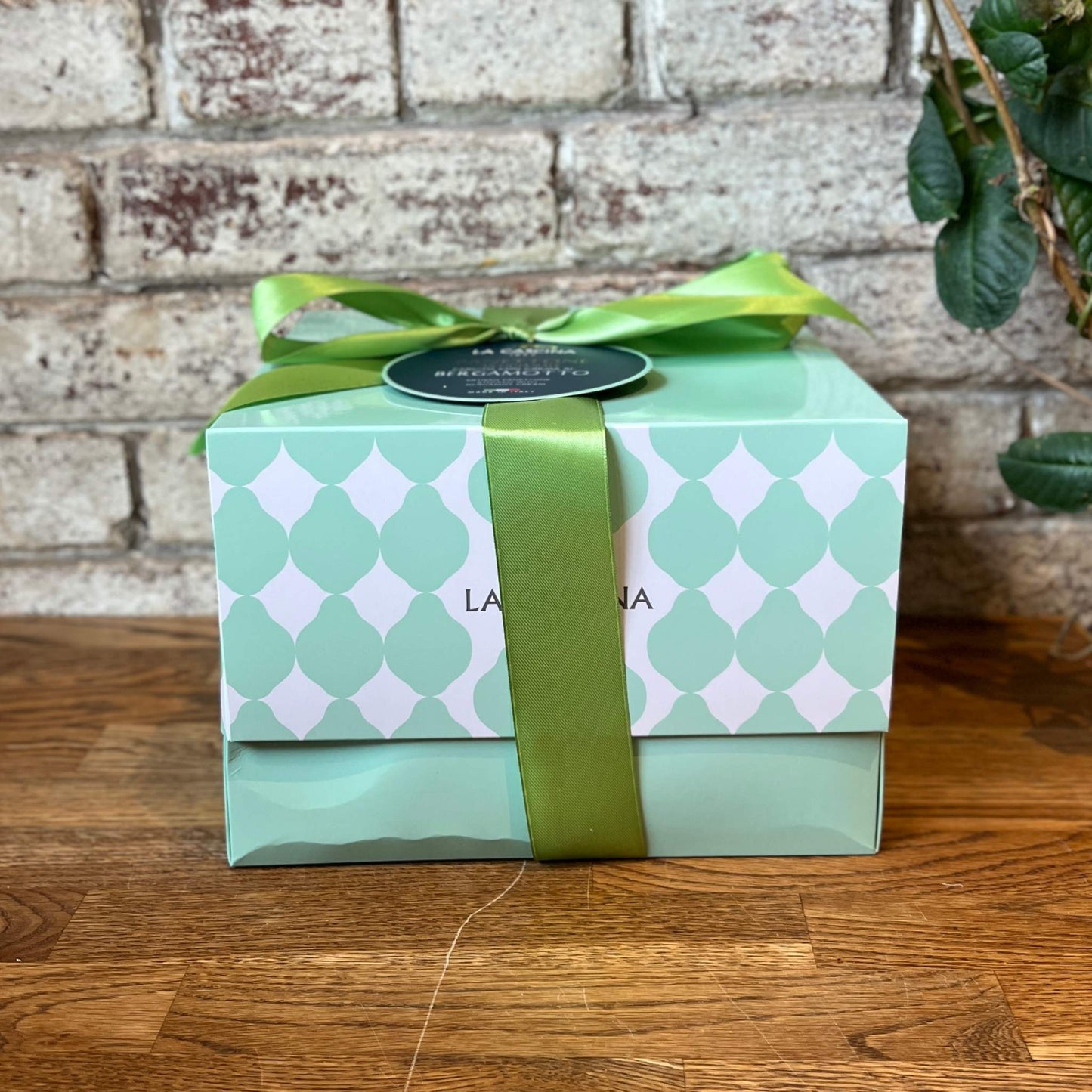 La Cascina Panettone w/ Bergamot Cream