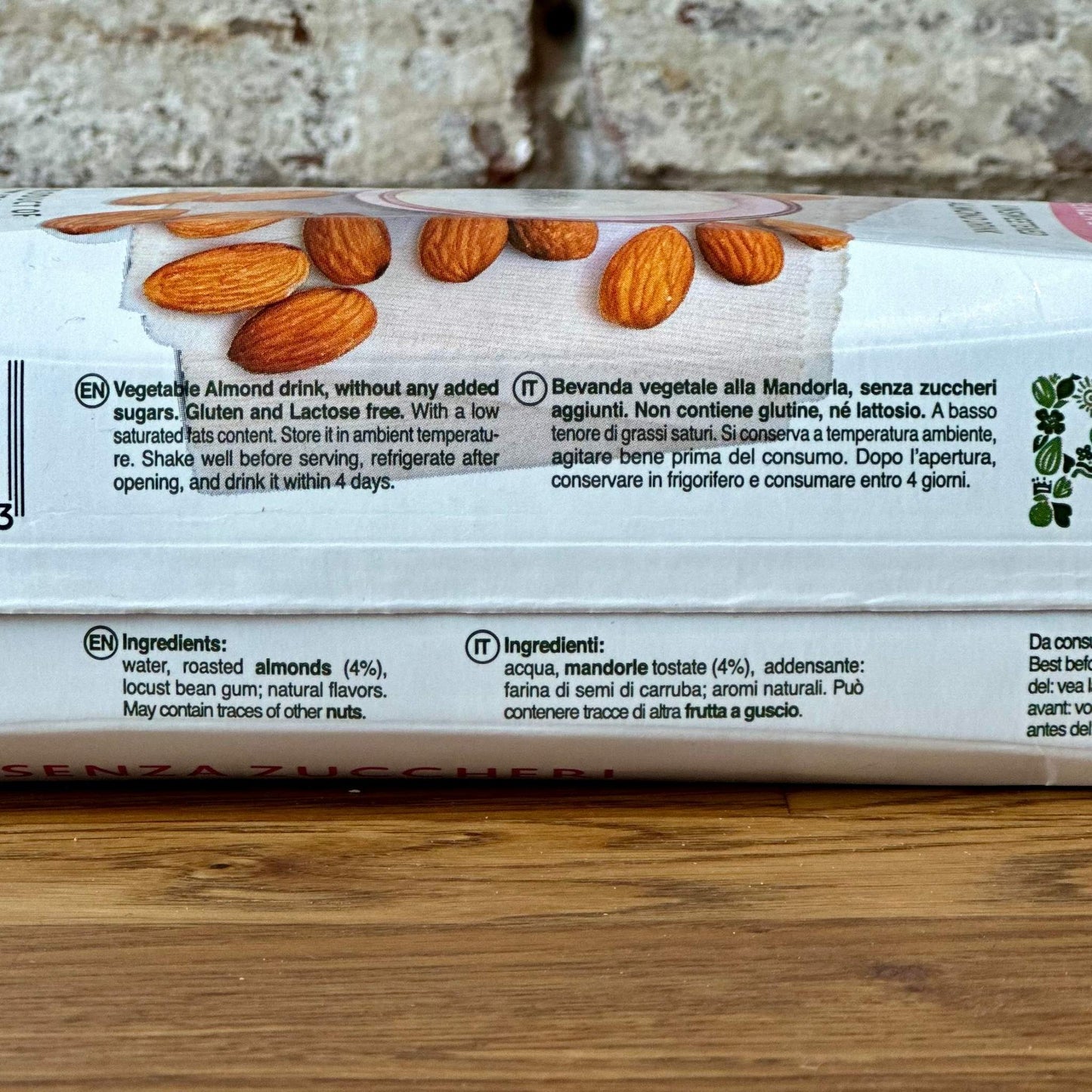 Unsweetened Almond Milk 32oz - Policom