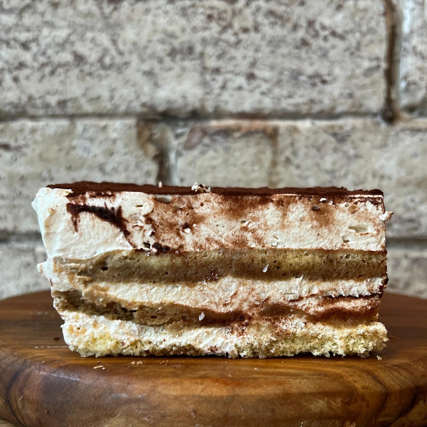 Tiramisu side view