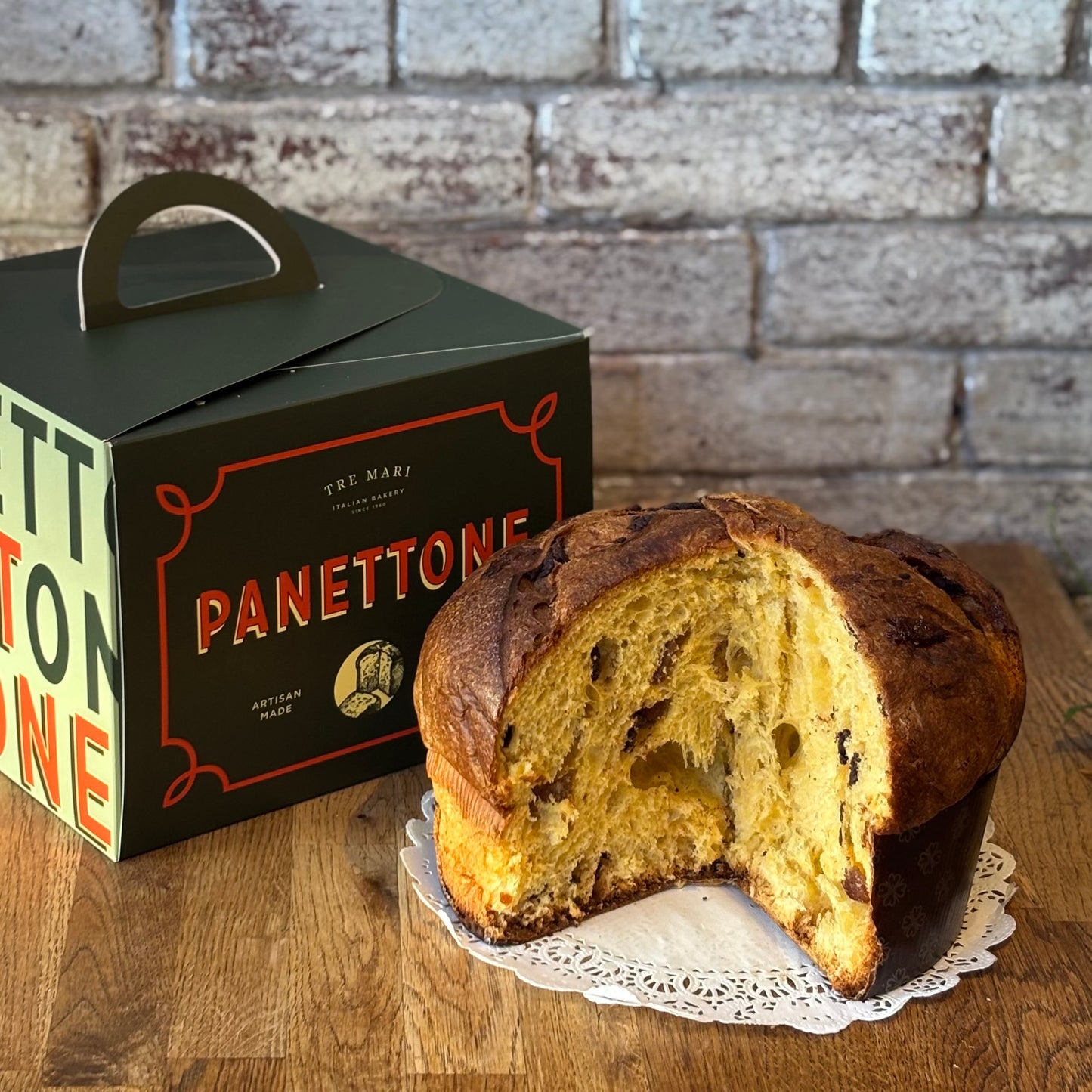 Tre Mari Panettone Pear & Chocolate
