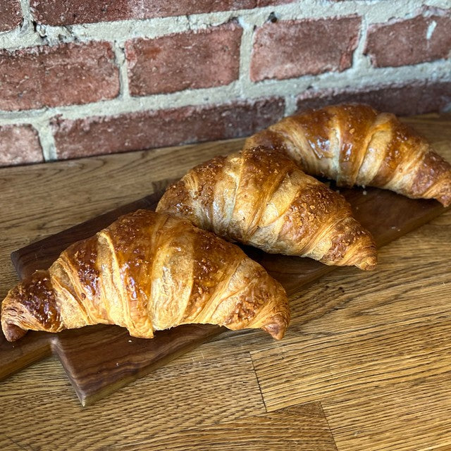 Apricot jam croissant (cornetti)