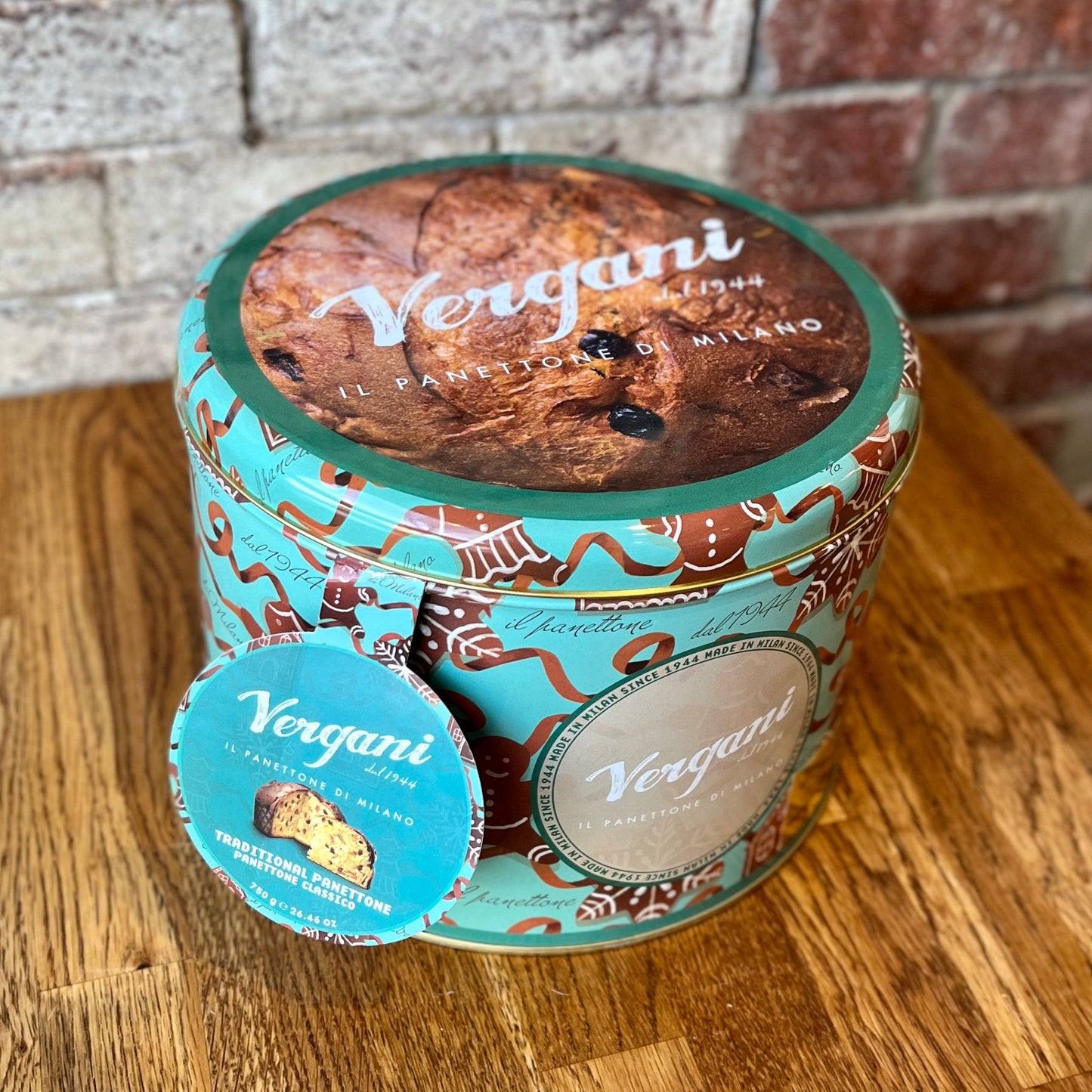 Vergani Panettone in Round Tin