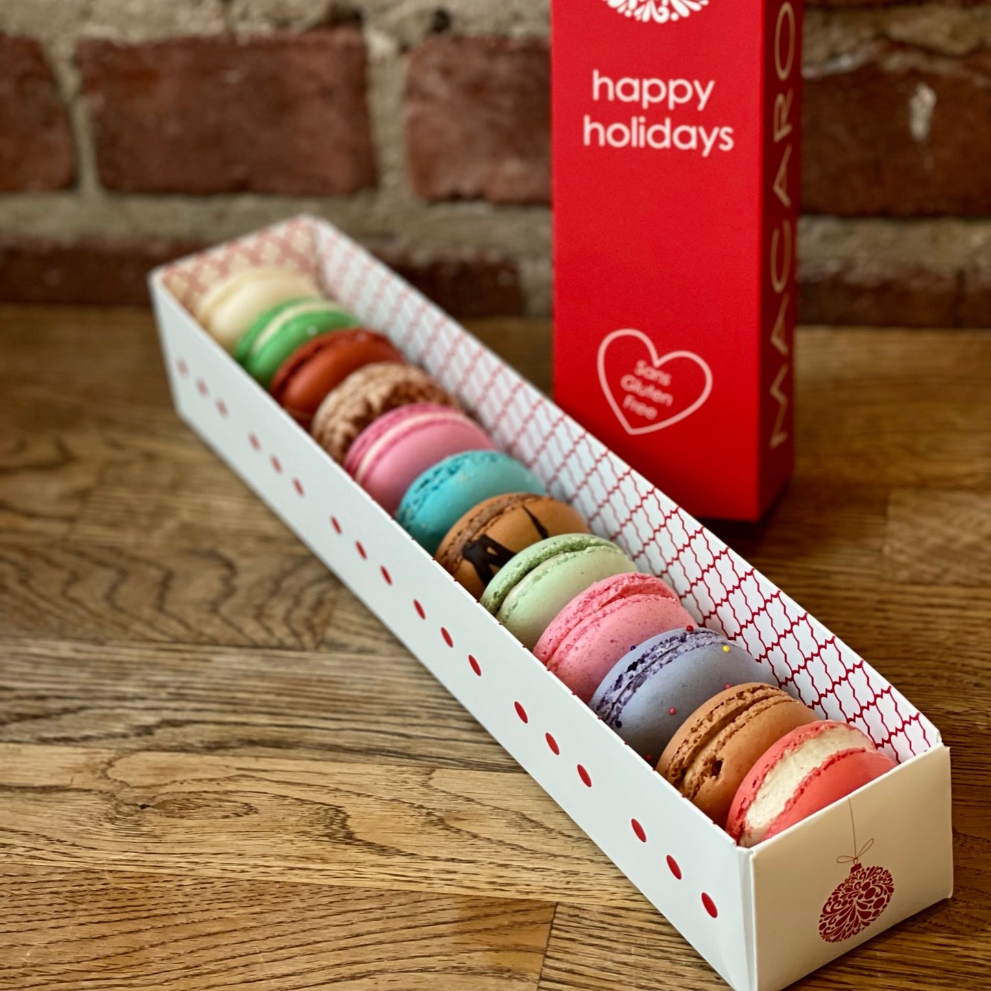 Macaron Box