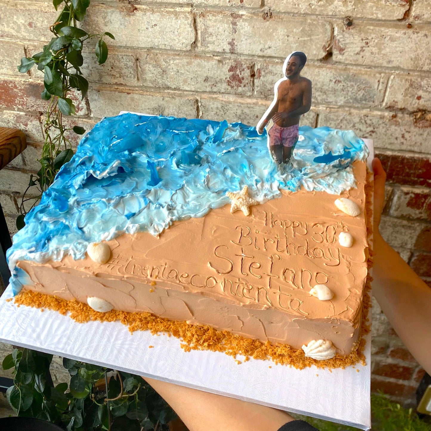 Beach-themed cake