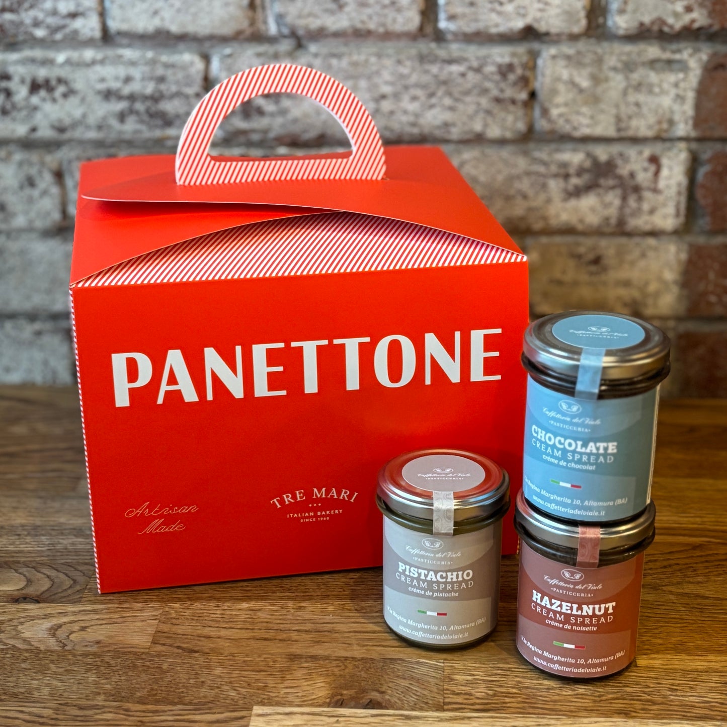 Tre Mari Panettone with Specialty Cream