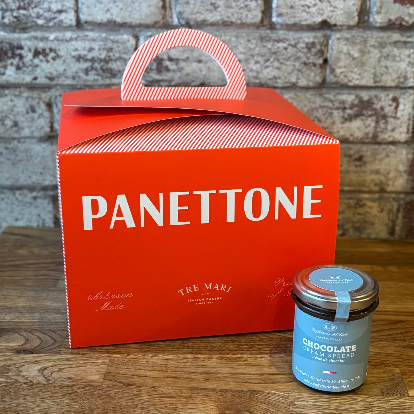 Tre Mari Panettone with Specialty Cream