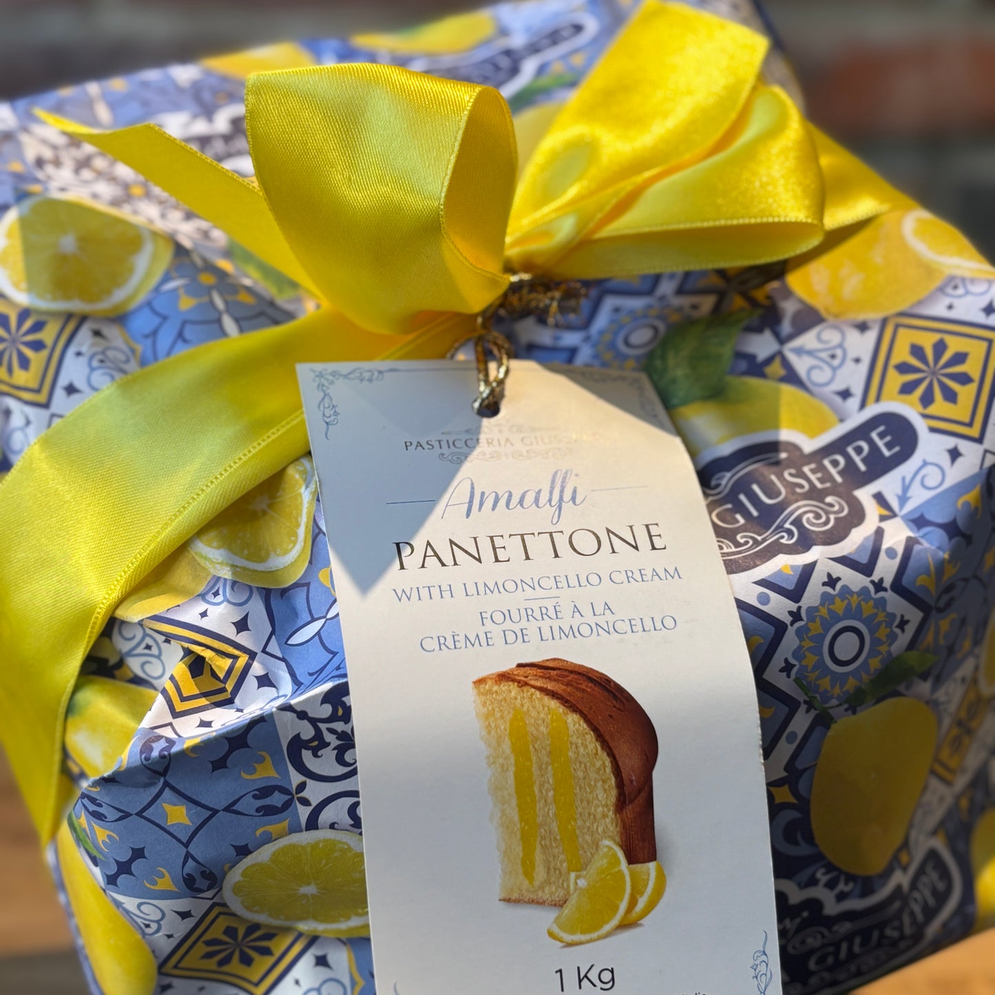 Pasticceria Giuseppe Amalfi Panettone with Limoncello Cream