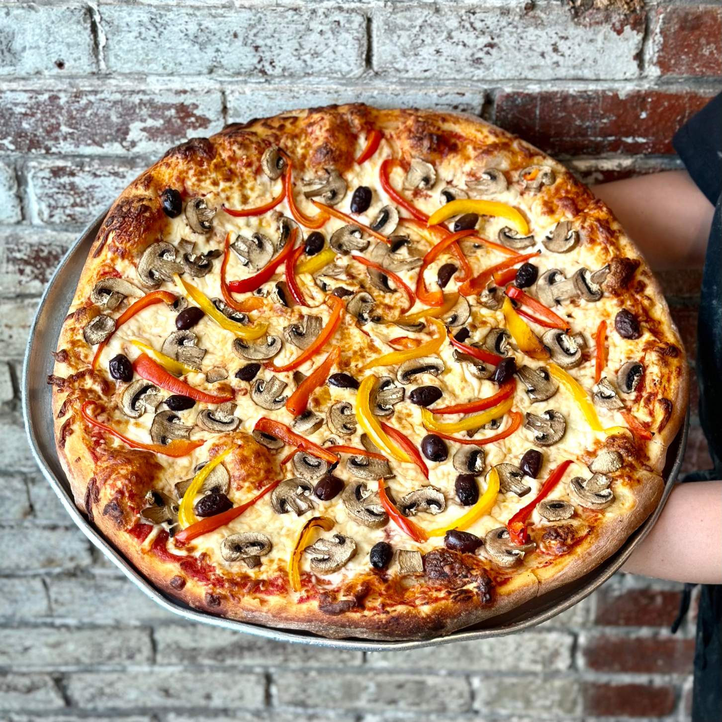 Peppers, Olives & Mushrooms Pizza