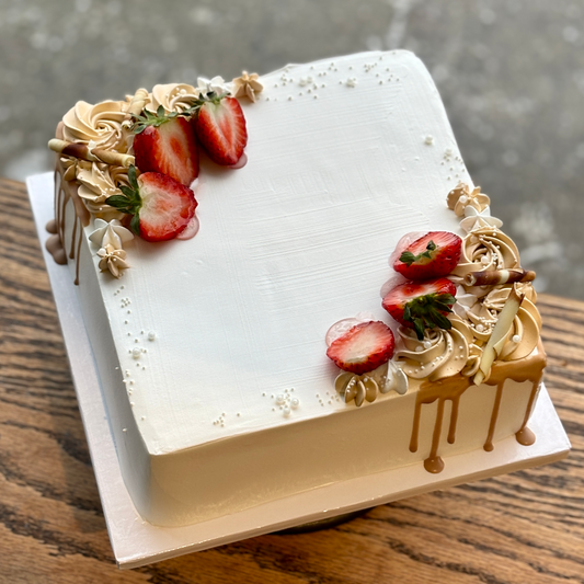 Strawberry Diplomatico Cake - Square
