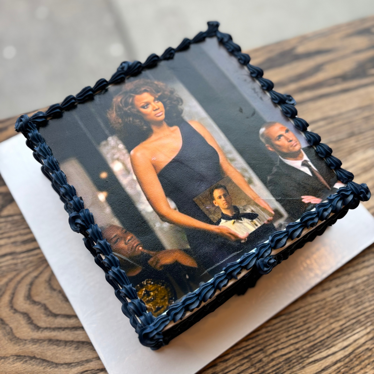 America's Next Top Model Cake – Tre Mari Bakery