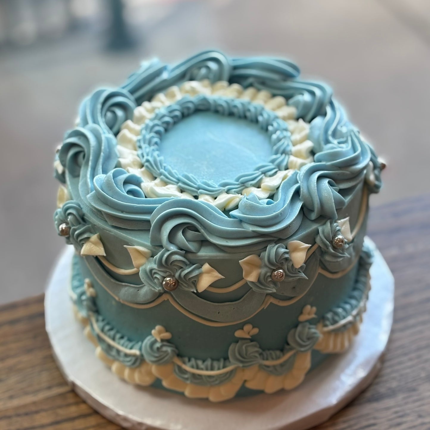 Royal Elegance Cake