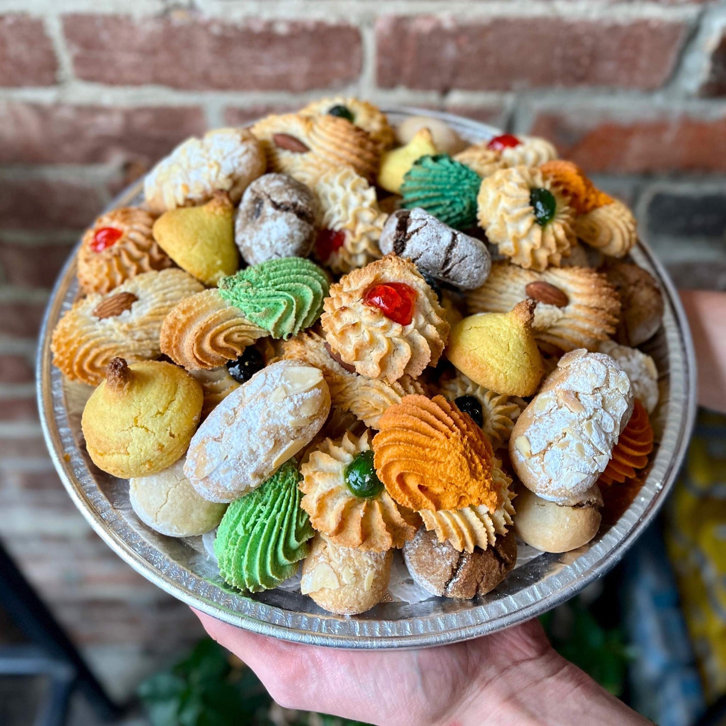 Amaretti Cookie Platter