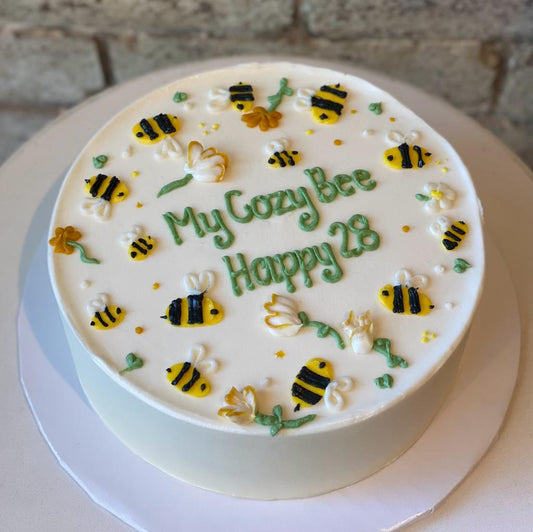Bumble bee cake