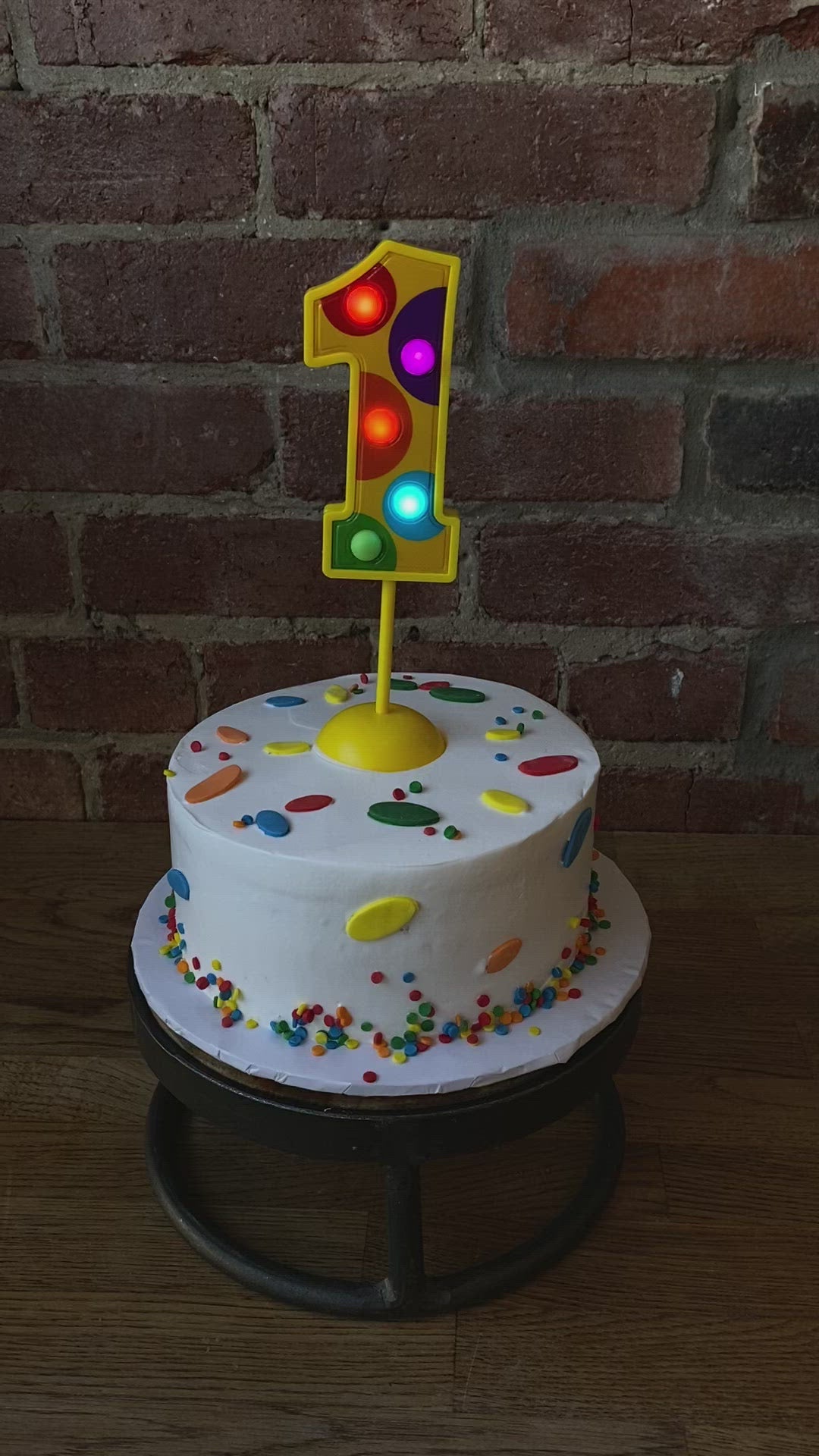 Video of light up number on cake