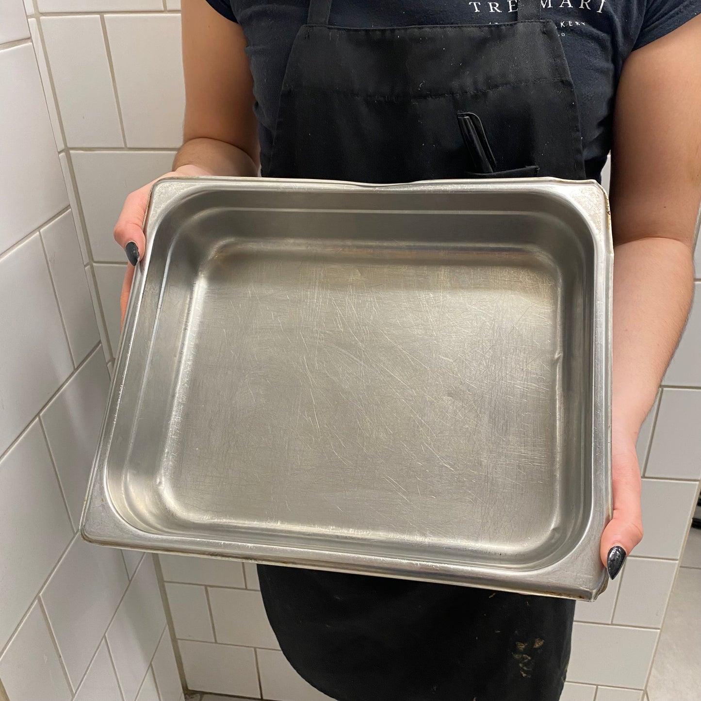 Regular sized tray