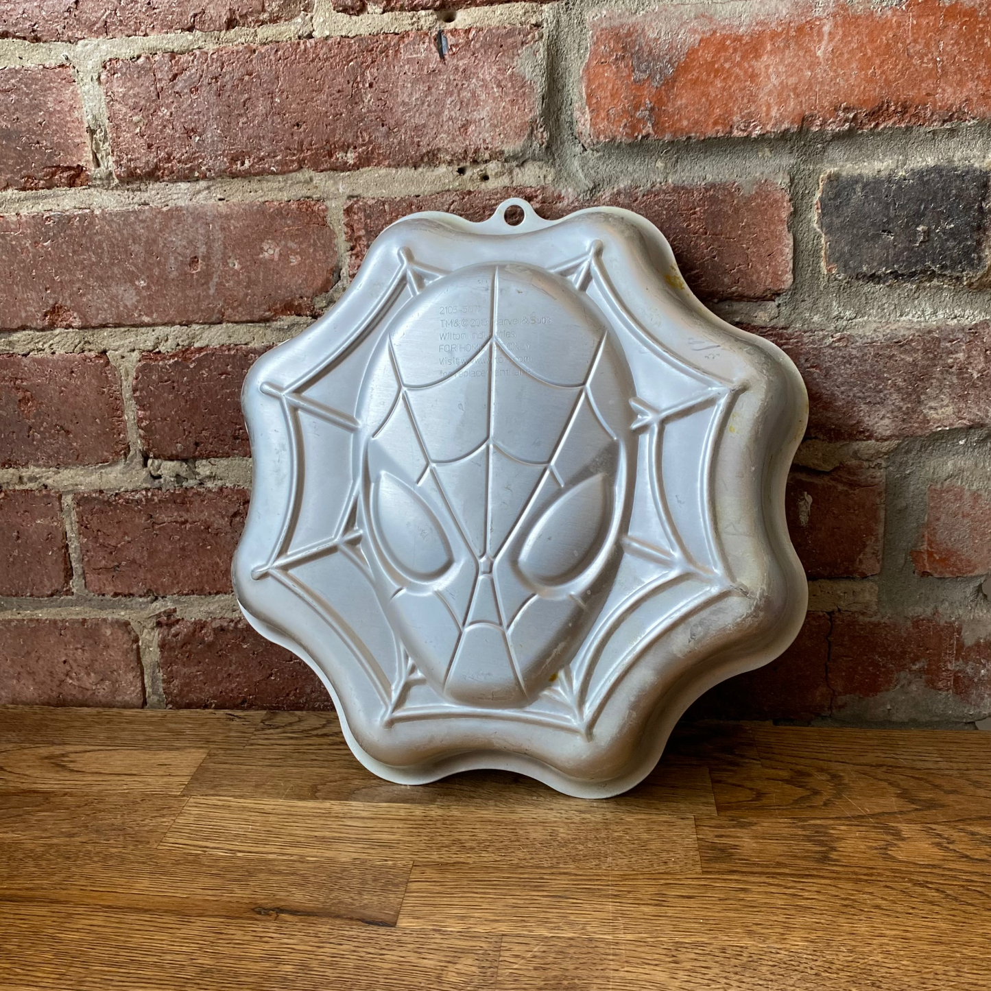 Spider-Man cake tin