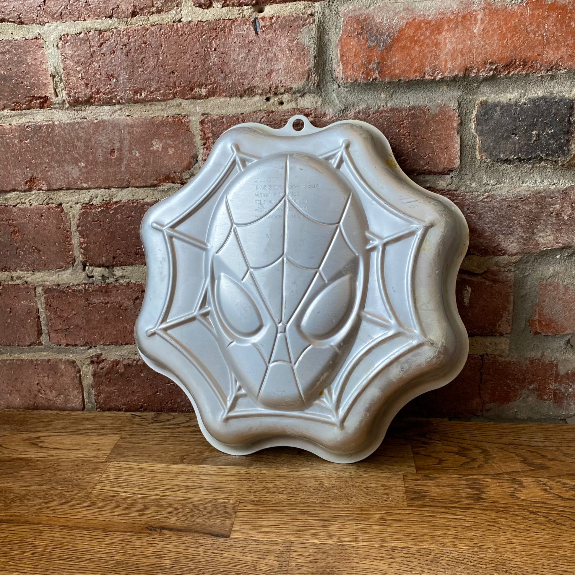 Spider-Man cake tin