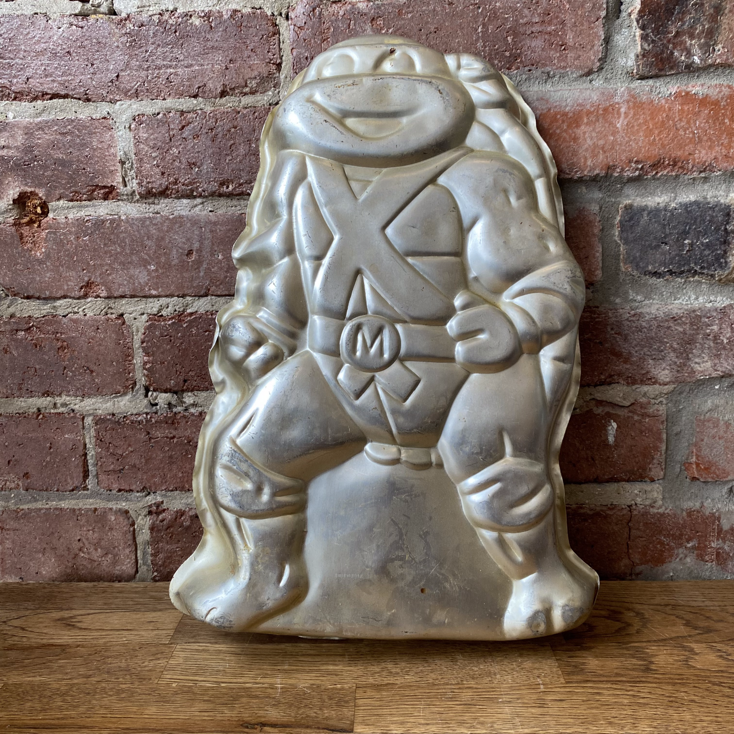 Ninja turtles take tin