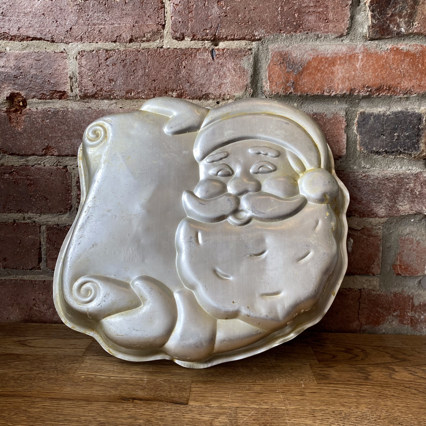 Santa Clause cake tin