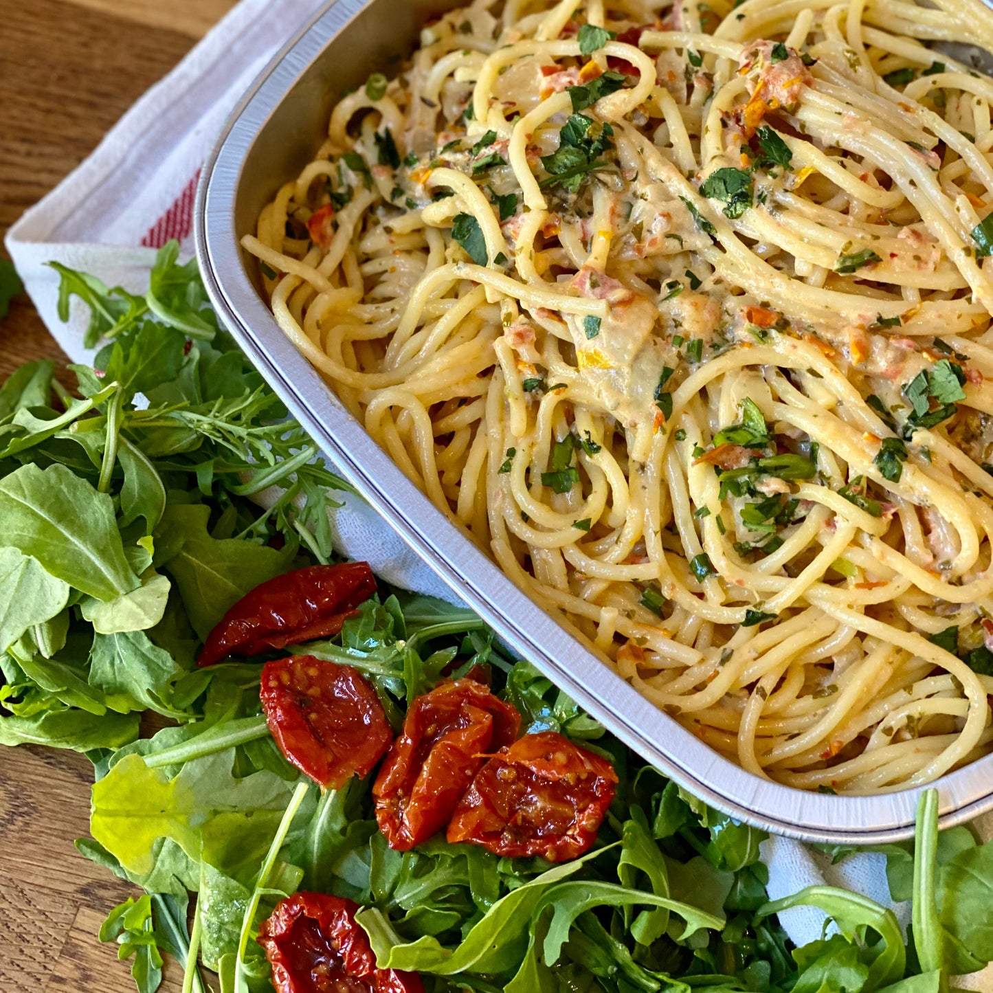 Spaghetti with Sundried Tomatoes & Arugula