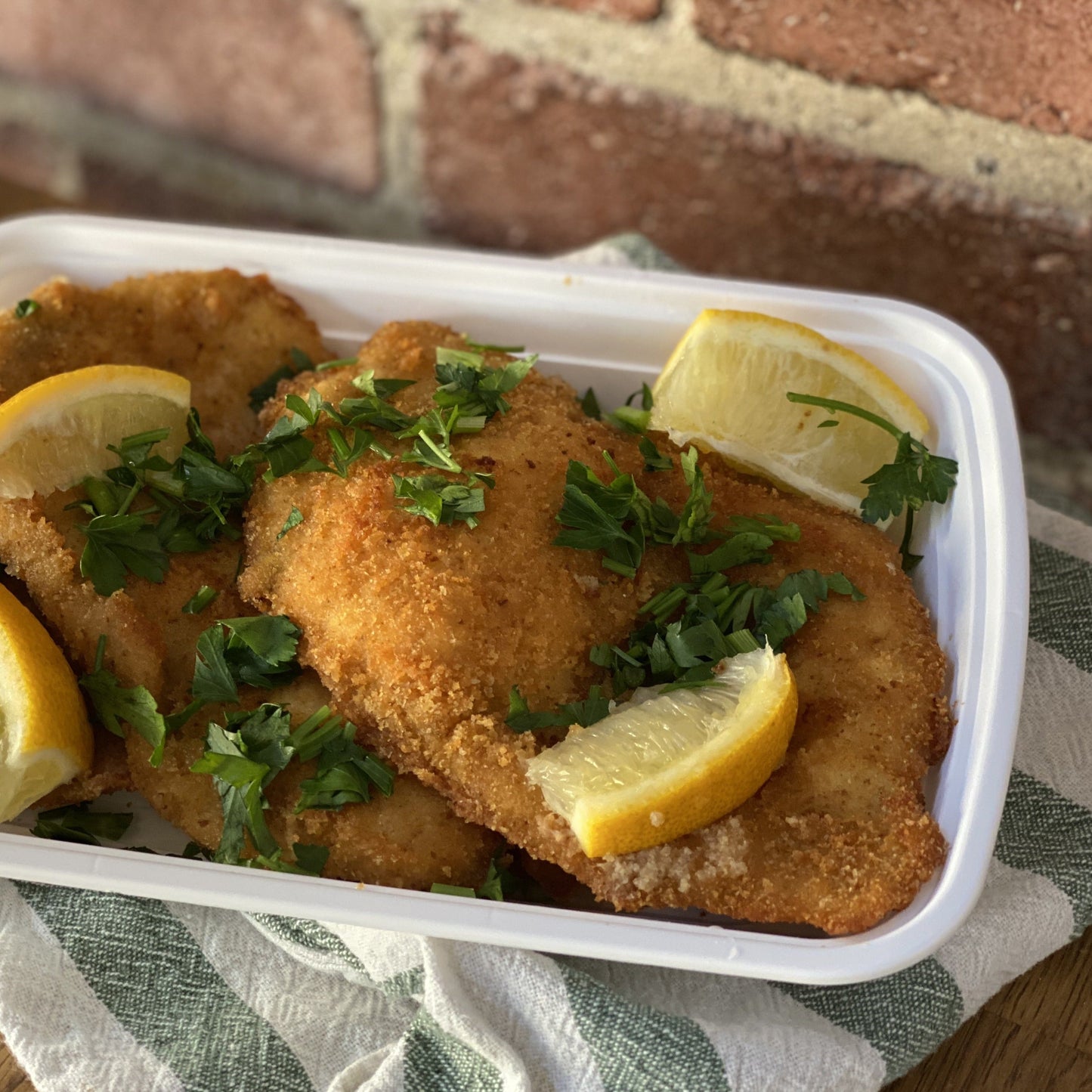 Breaded Chicken Cutlet With Lemon & Parsley