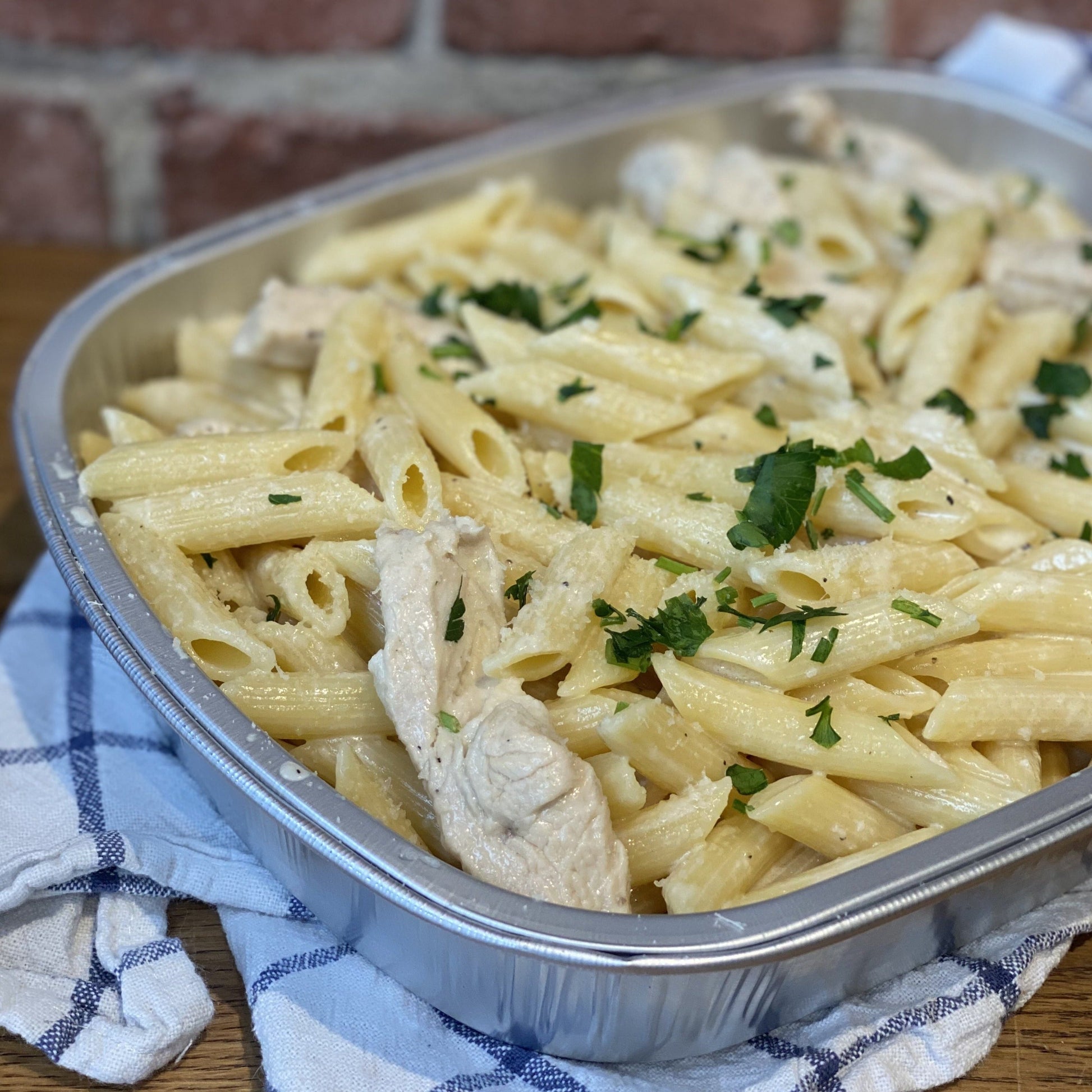 Pasta Alfredo with Chicken in Cream Sauce